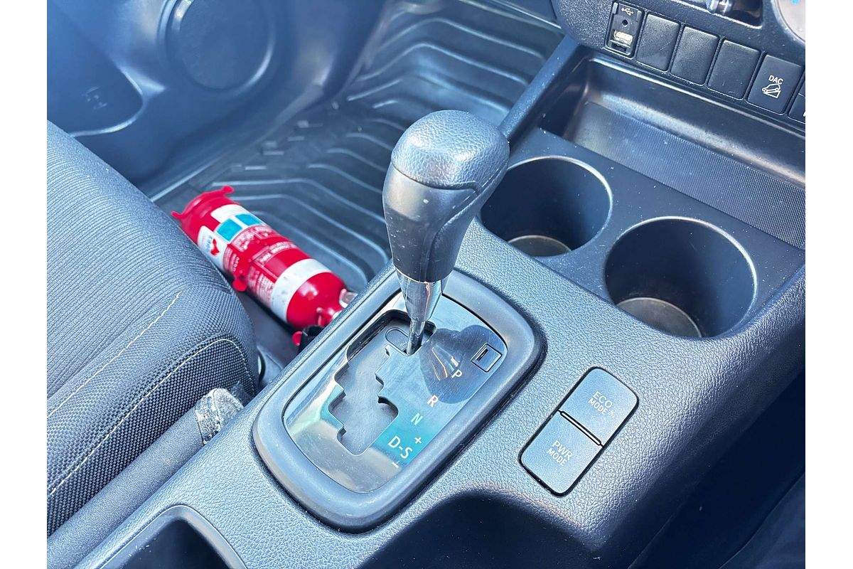 2020 Toyota Hilux SR GUN126R 4X4