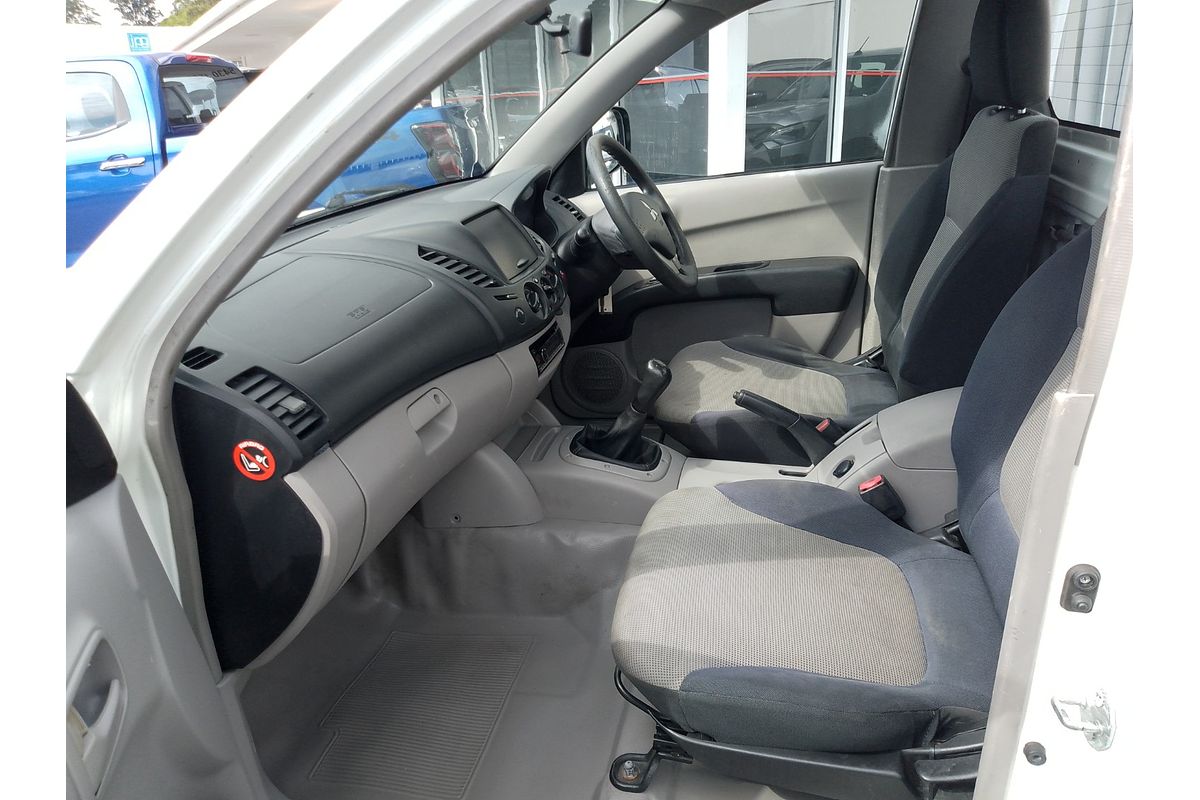 2011 Mitsubishi Triton GL MN Rear Wheel Drive