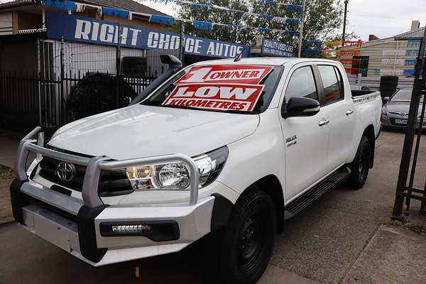 2017 Toyota Hilux SR GUN126R 4X4