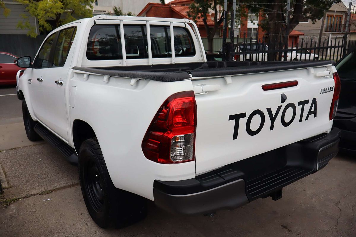 2017 Toyota Hilux SR GUN126R 4X4