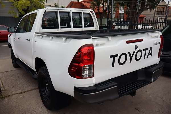 2017 Toyota Hilux SR GUN126R 4X4
