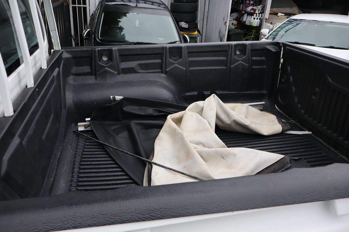 2017 Toyota Hilux SR GUN126R 4X4