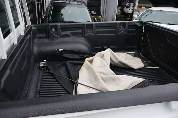 2017 Toyota Hilux SR GUN126R 4X4