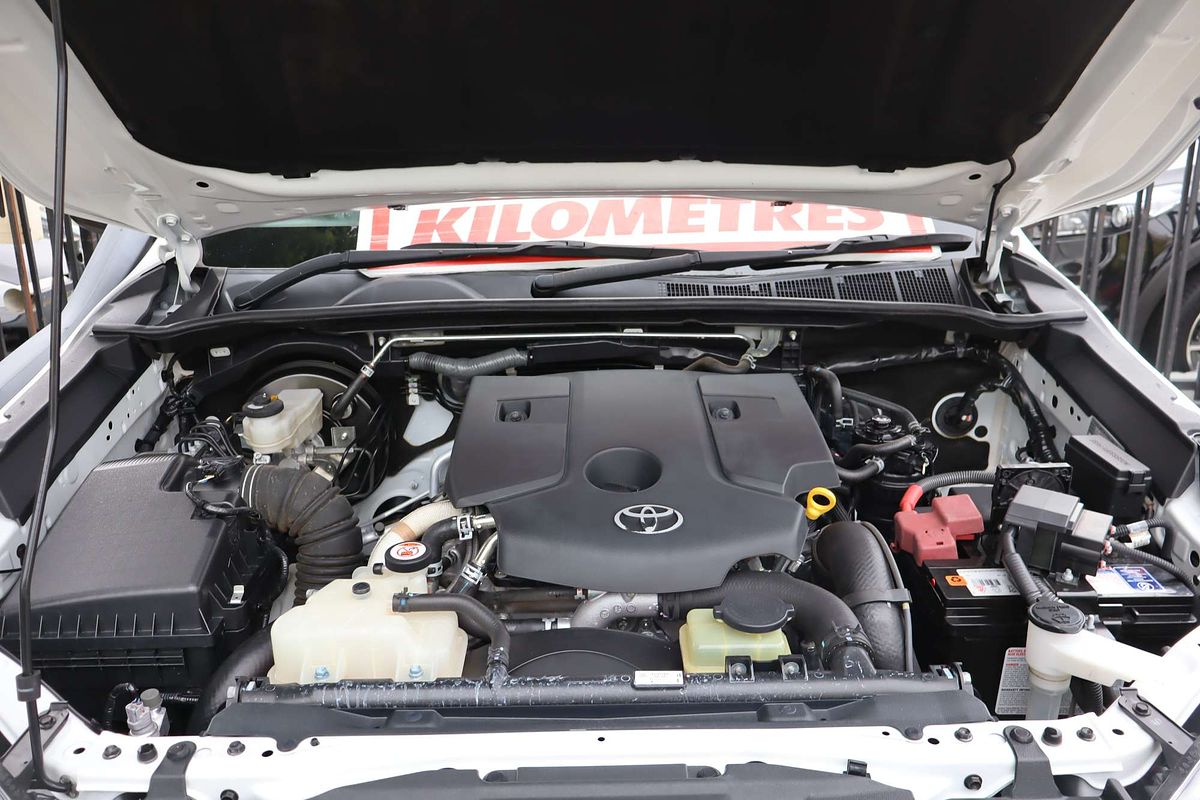 2017 Toyota Hilux SR GUN126R 4X4