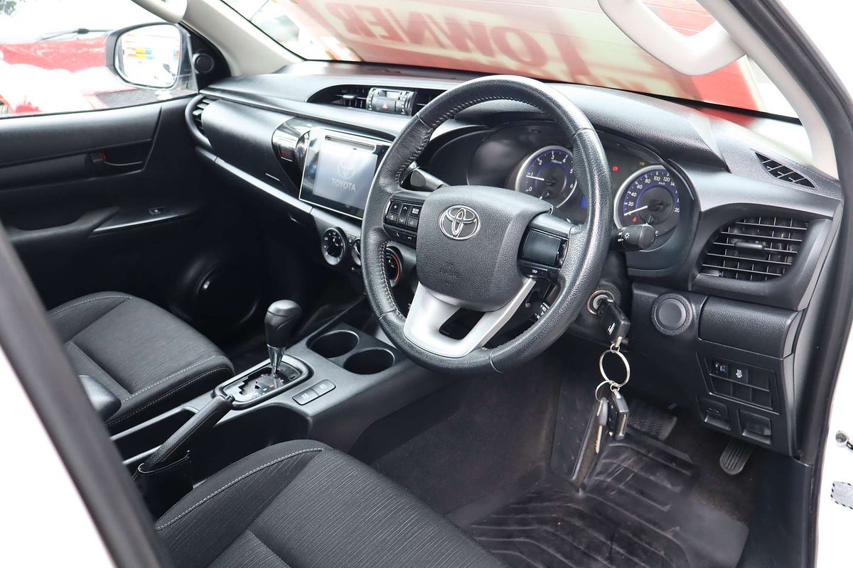 2017 Toyota Hilux SR GUN126R 4X4