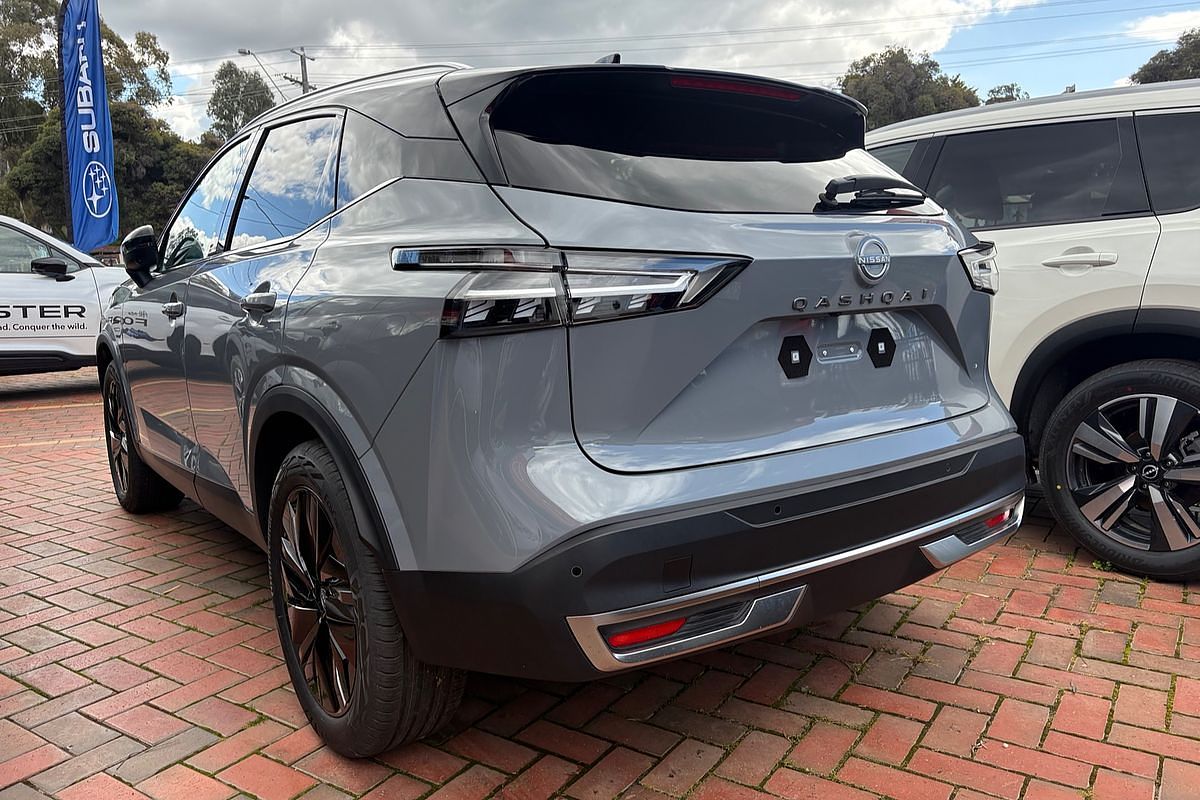 2025 Nissan QASHQAI Ti J12