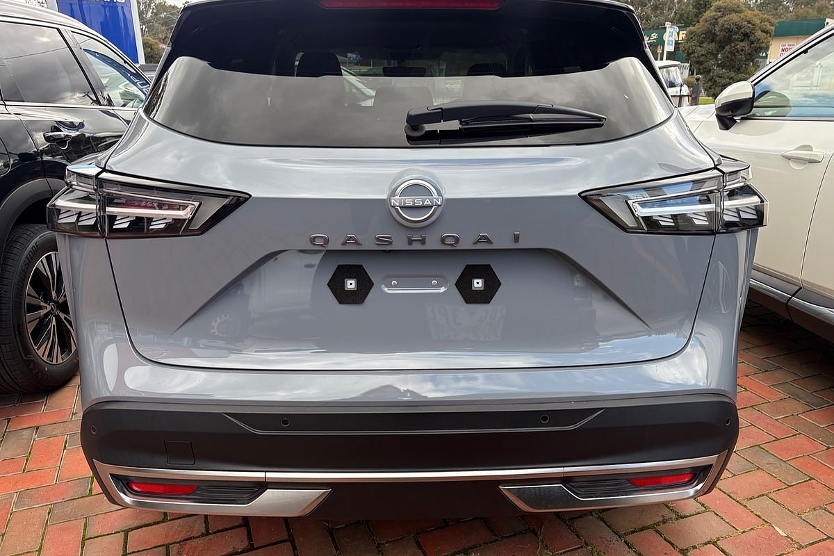 2025 Nissan QASHQAI Ti J12