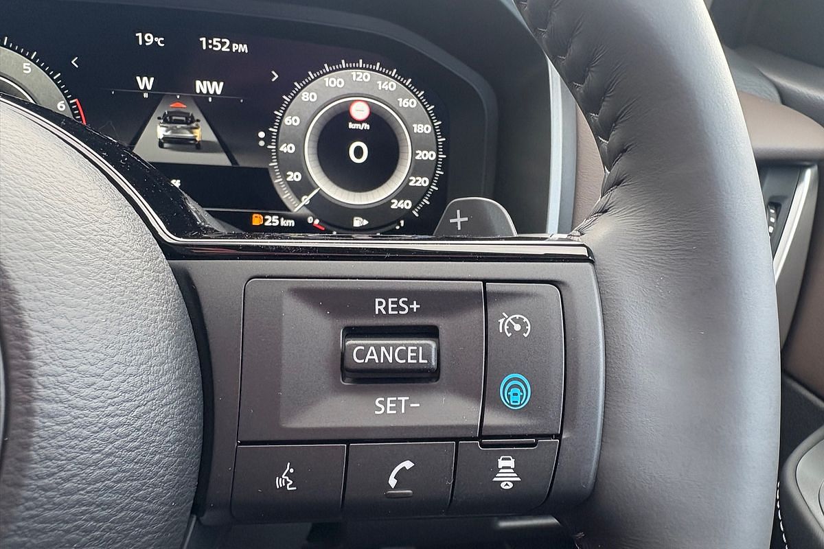 2025 Nissan QASHQAI Ti J12