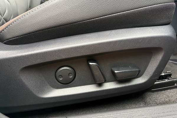 2025 Nissan QASHQAI Ti J12