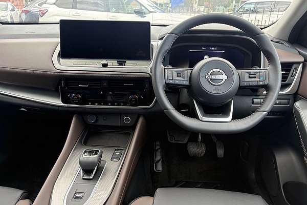 2025 Nissan QASHQAI Ti J12