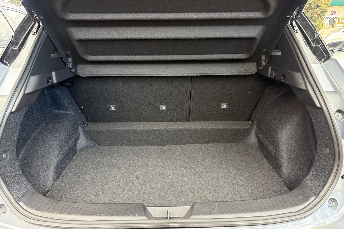 2025 Nissan QASHQAI Ti J12