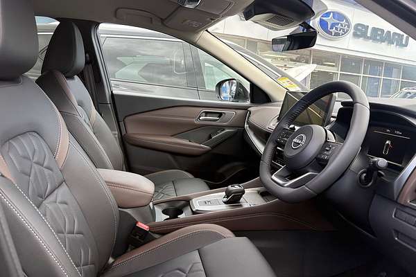 2025 Nissan QASHQAI Ti J12