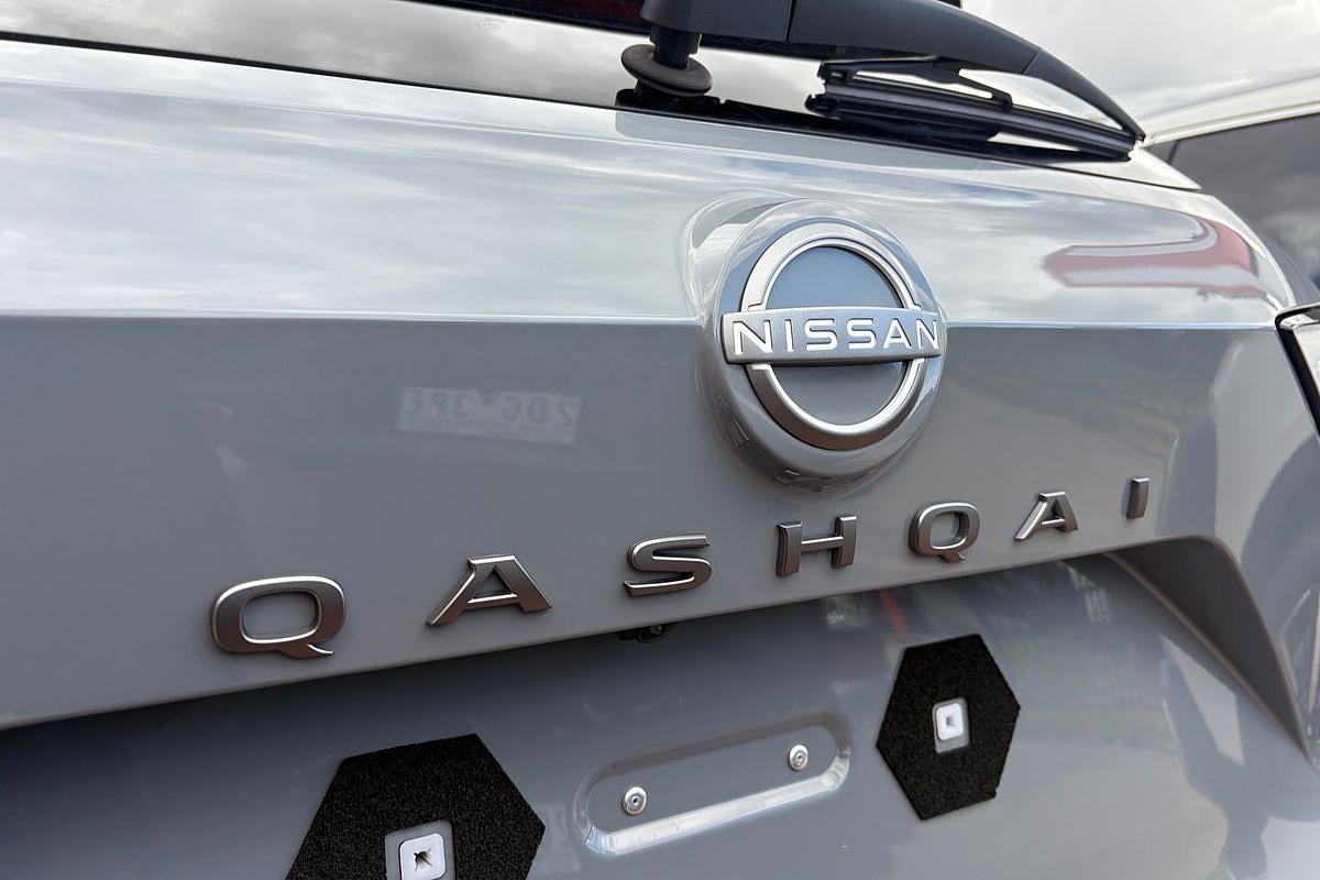 2025 Nissan QASHQAI Ti J12