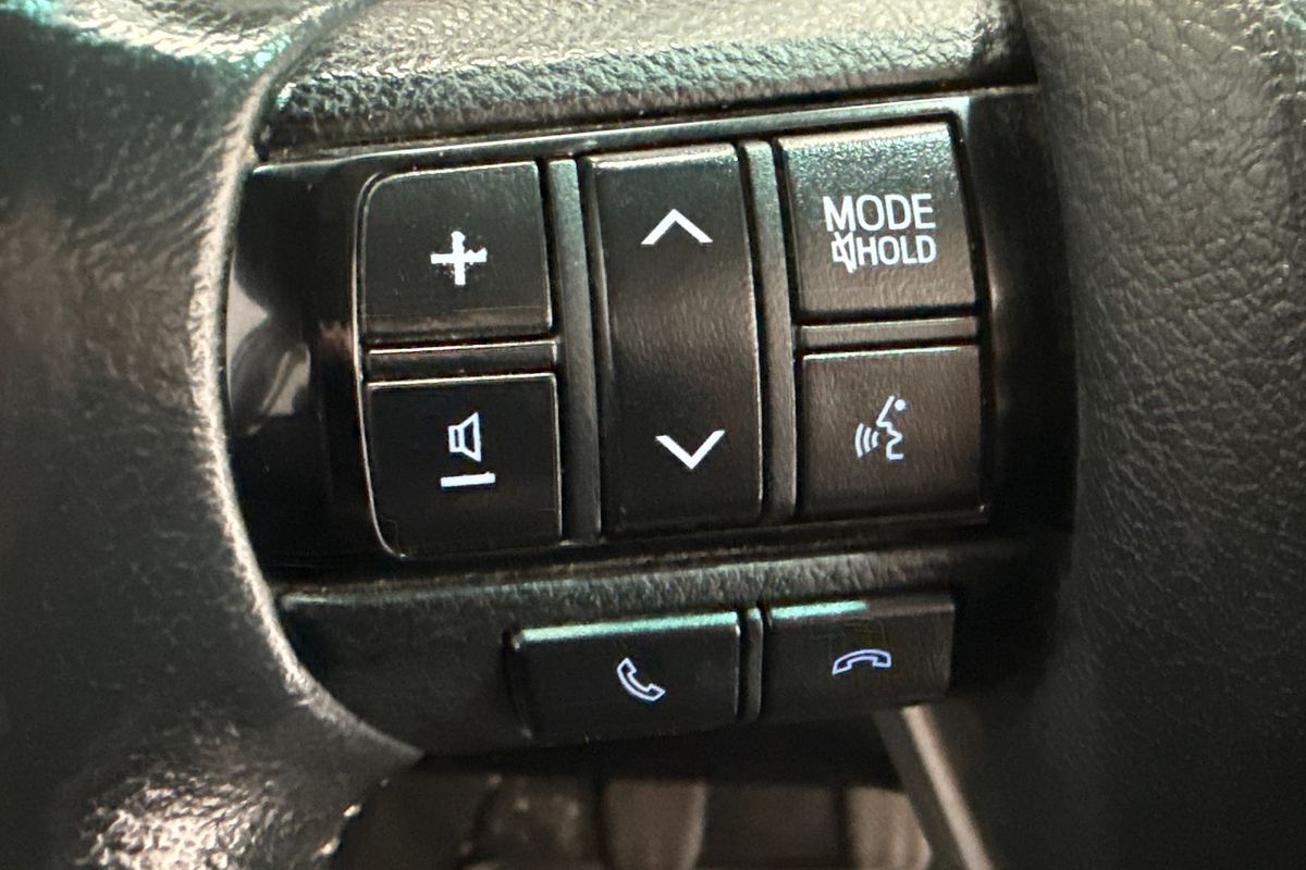 2017 Toyota Hilux SR5 GUN126R 4X4