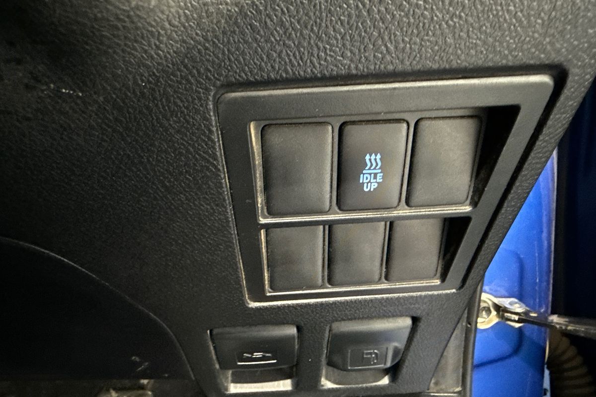 2017 Toyota Hilux SR5 GUN126R 4X4