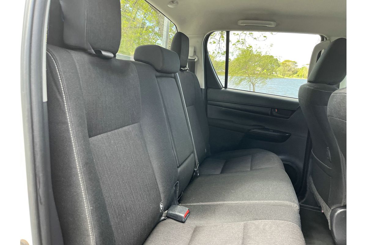 2019 Toyota Hilux SR GUN126R 4X4