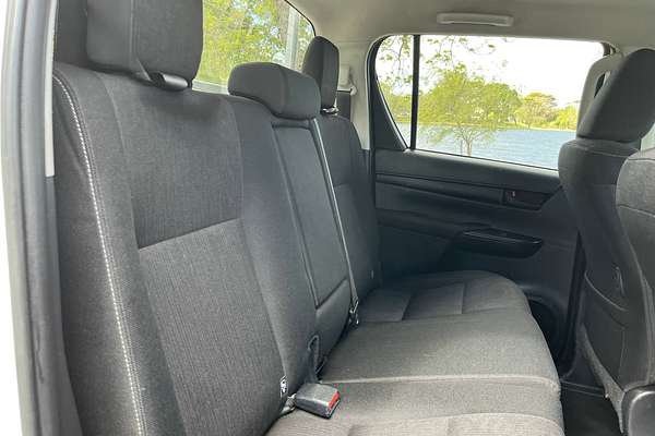 2019 Toyota Hilux SR GUN126R 4X4