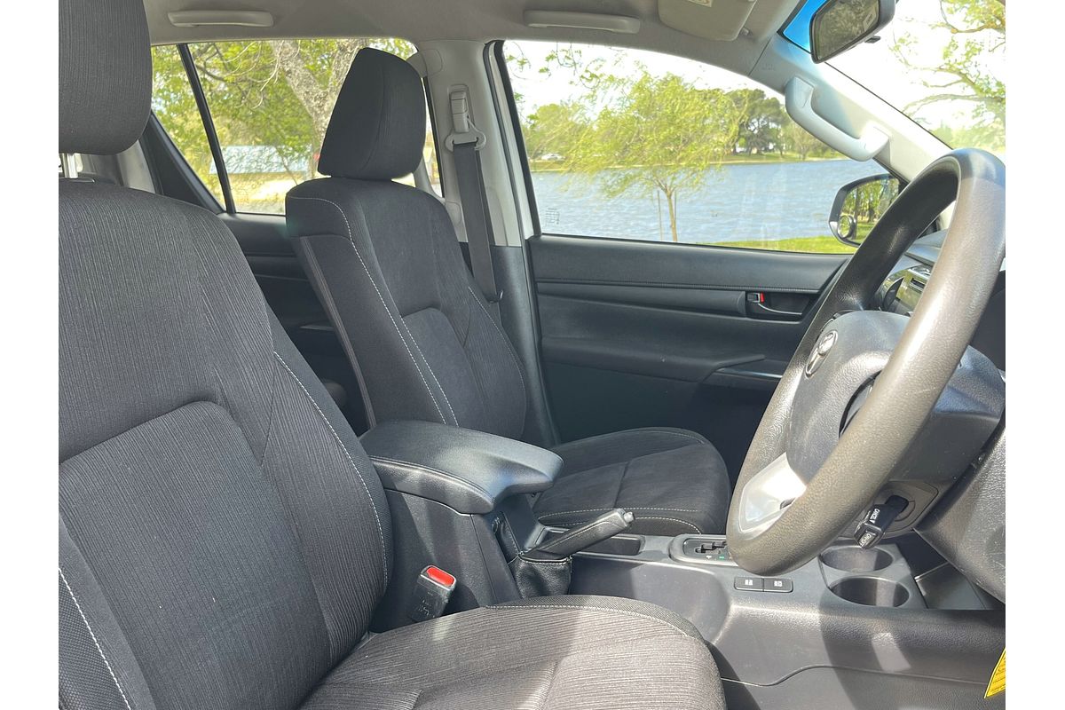 2019 Toyota Hilux SR GUN126R 4X4