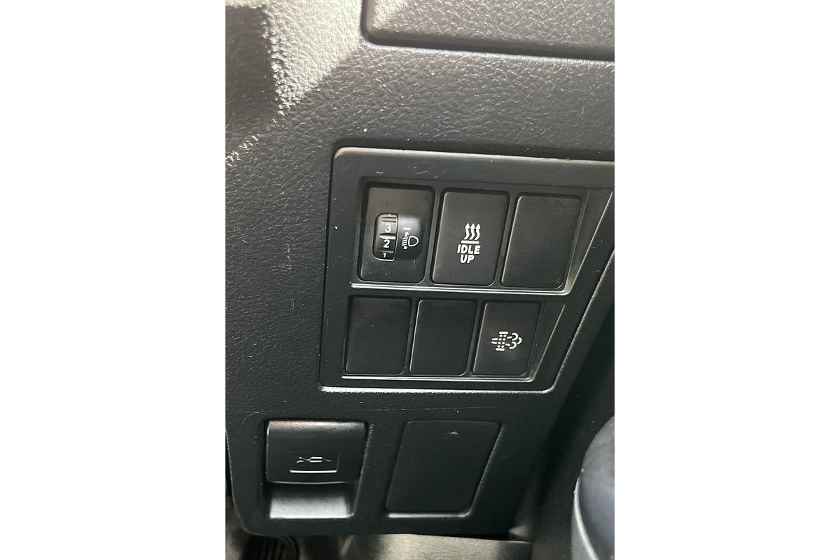 2019 Toyota Hilux SR GUN126R 4X4