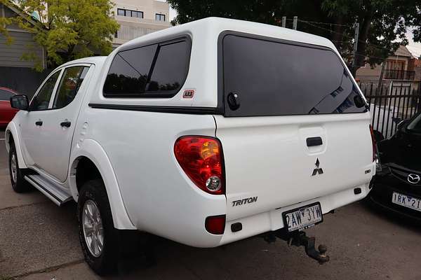2015 Mitsubishi Triton GLX MN 4X4