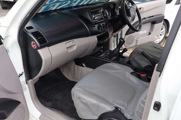 2015 Mitsubishi Triton GLX MN 4X4