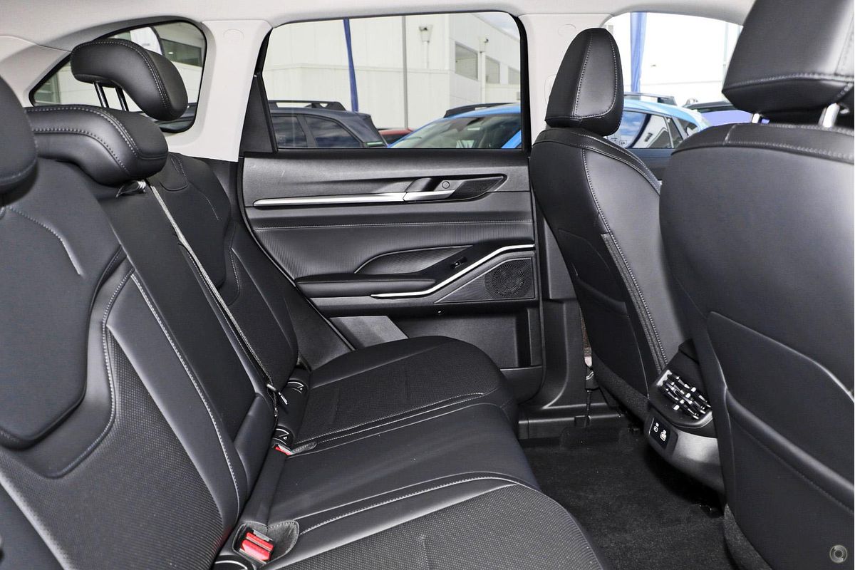 2025 GWM Haval H6 Ultra B01