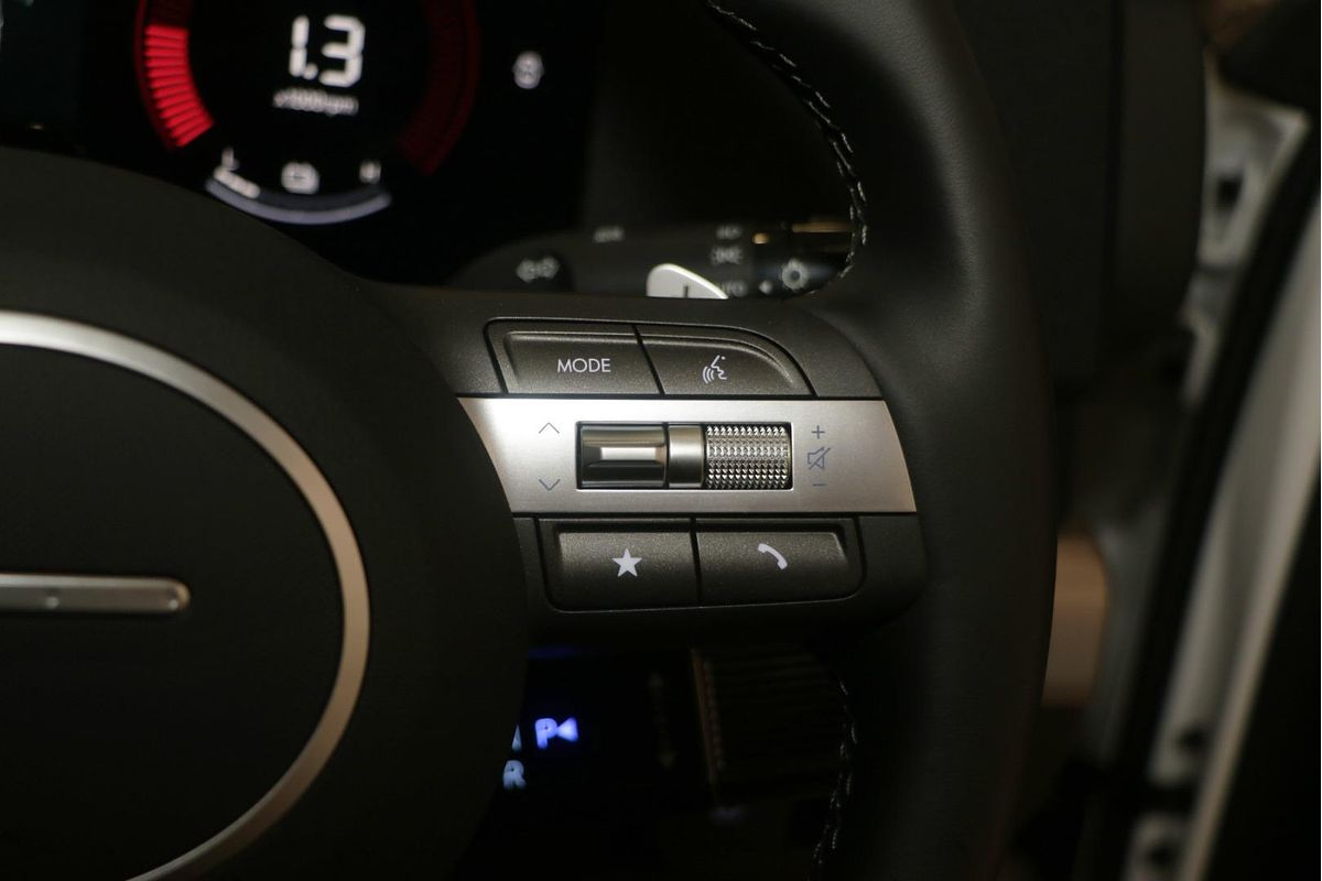 2025 Hyundai Kona Hybrid Elite SX2.V3