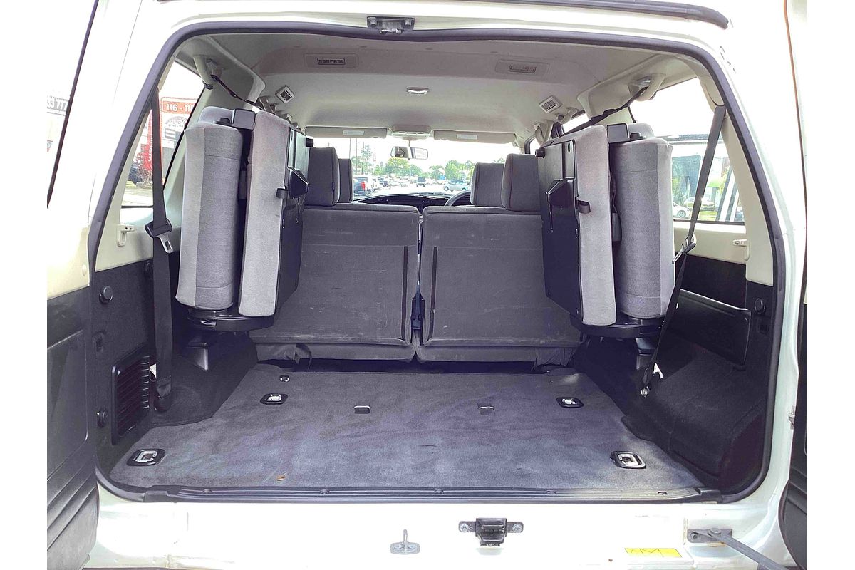 2011 Nissan Patrol ST GU 7