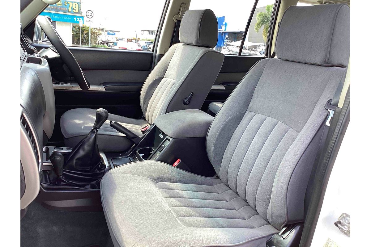 2011 Nissan Patrol ST GU 7