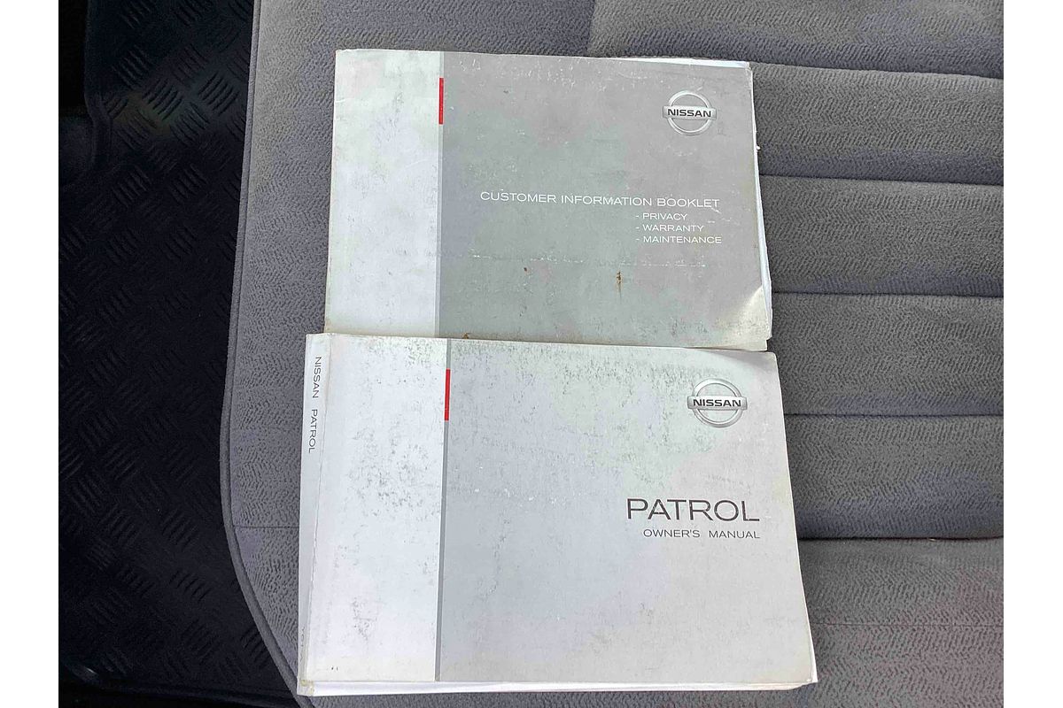 2011 Nissan Patrol ST GU 7