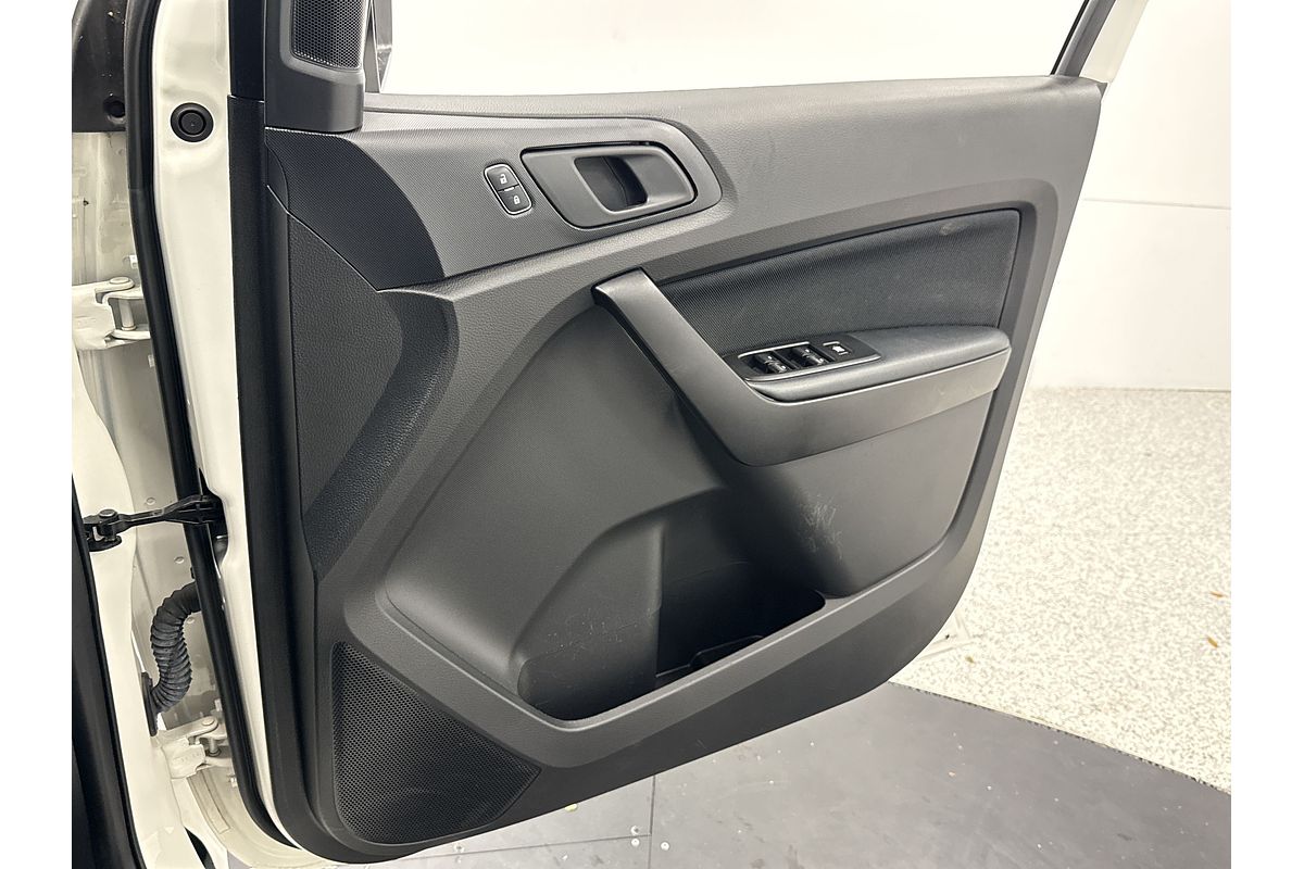 2021 Ford Everest Ambiente UA II 3.2L