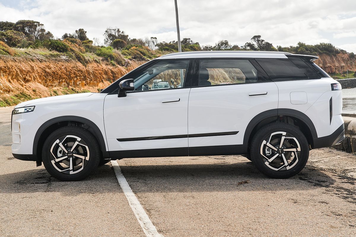 2025 Jaecoo J7 Track