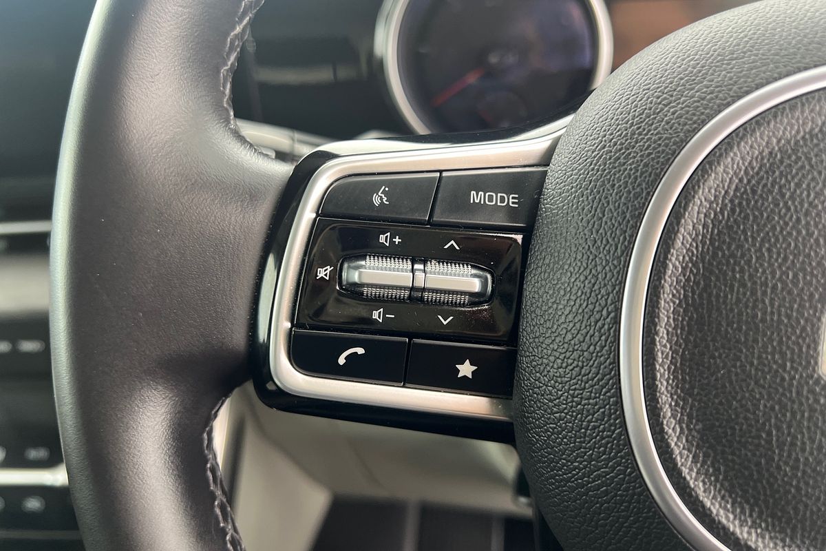 2023 Kia Carnival SLi KA4