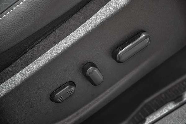 2017 Ford Escape Titanium ZG