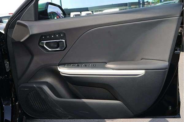 2025 Kia K4 GT-Line CL4m