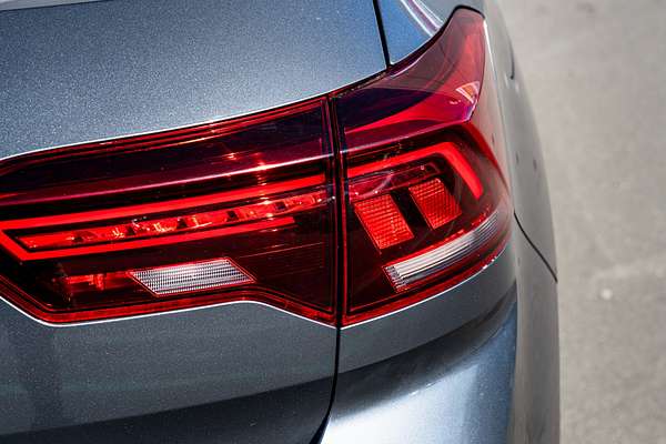 2018 Volkswagen T-Roc R-Line Tsi 4Motion 2