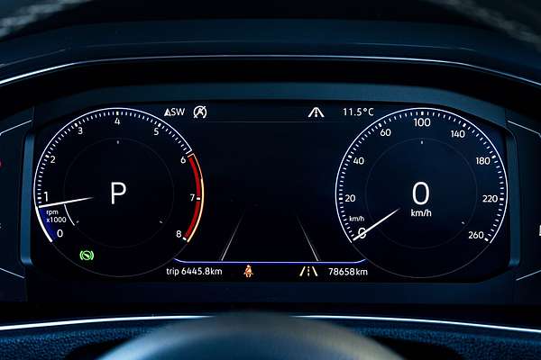 2018 Volkswagen T-Roc R-Line Tsi 4Motion 2