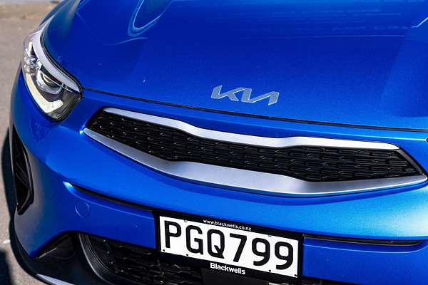 2022 Kia Stonic Lx 1.4P/6At