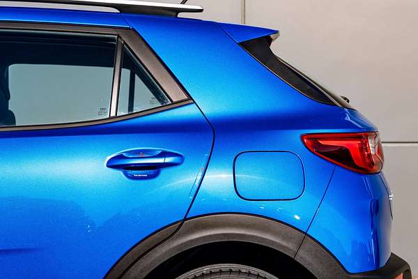 2022 Kia Stonic Lx 1.4P/6At