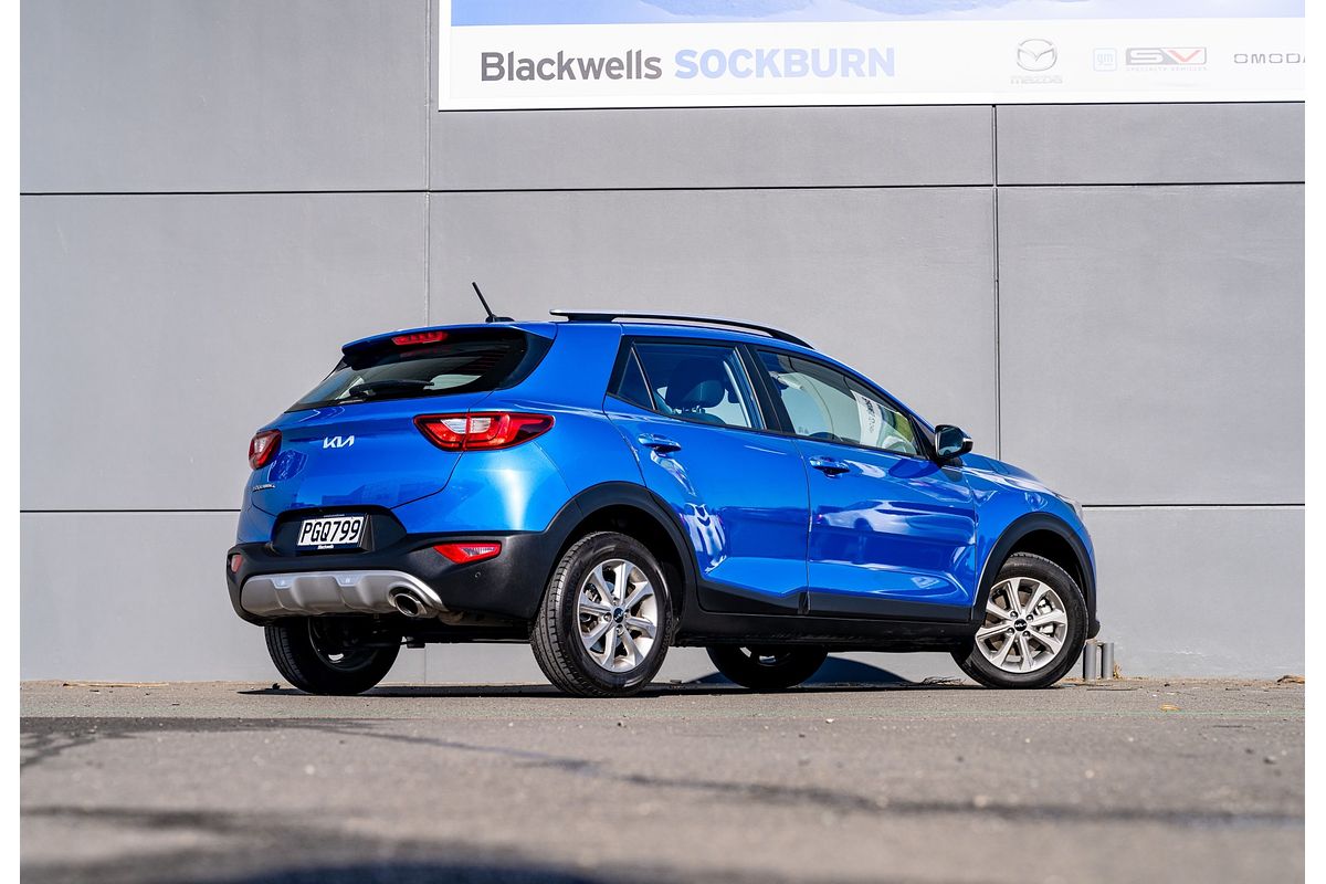 2022 Kia Stonic Lx 1.4P/6At