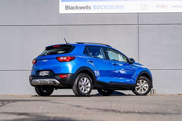 2022 Kia Stonic Lx 1.4P/6At