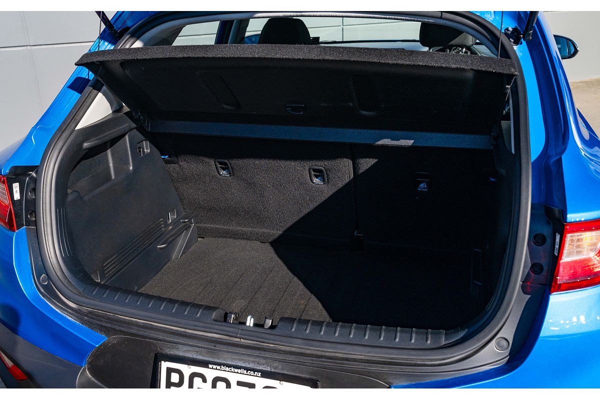 2022 Kia Stonic Lx 1.4P/6At