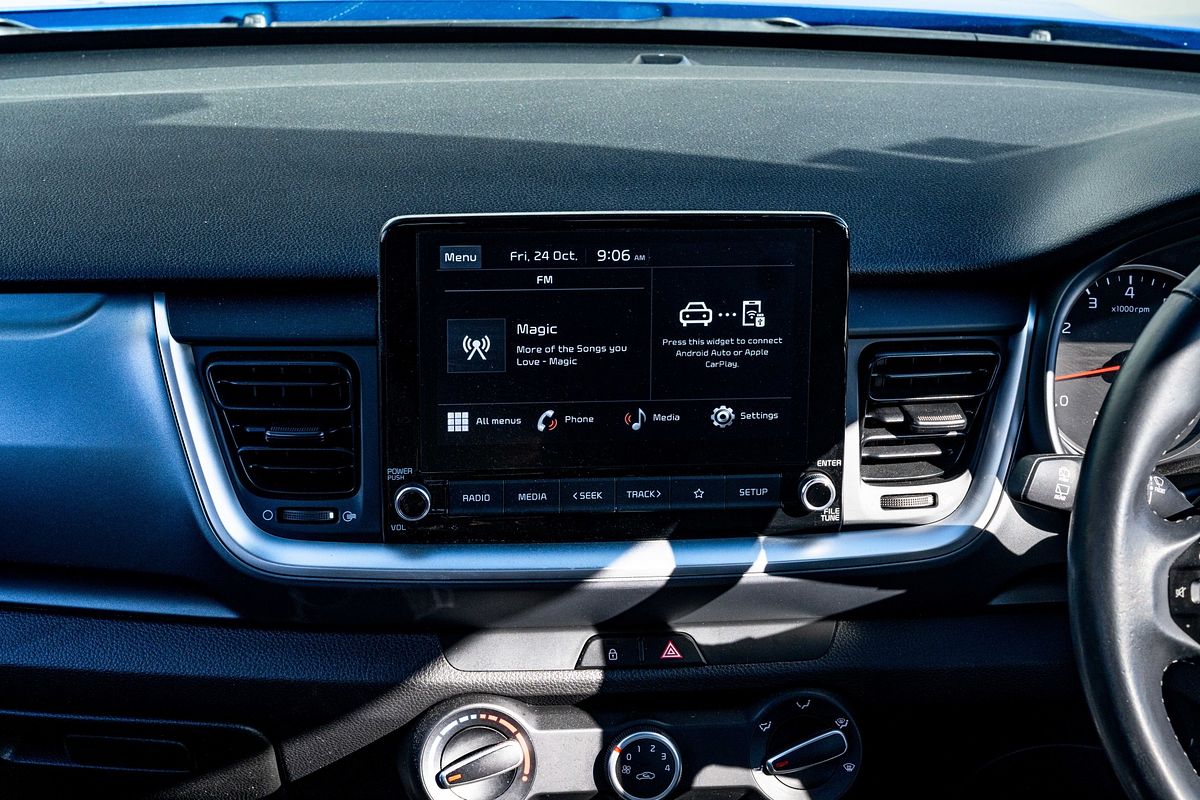 2022 Kia Stonic Lx 1.4P/6At