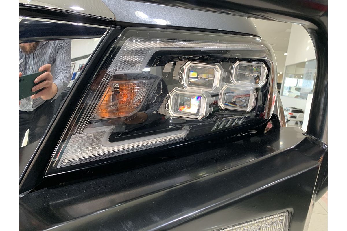 2023 Nissan Navara ST D23 4X4