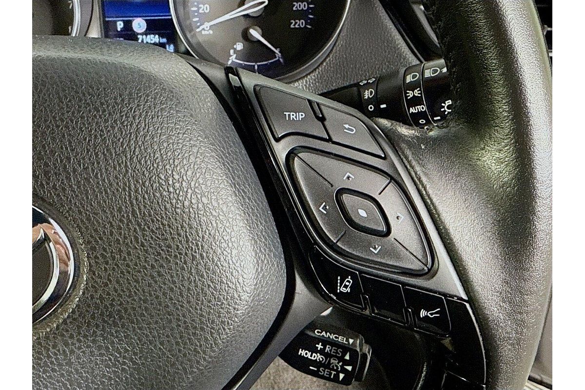 2023 Toyota C-HR GXL NGX10R