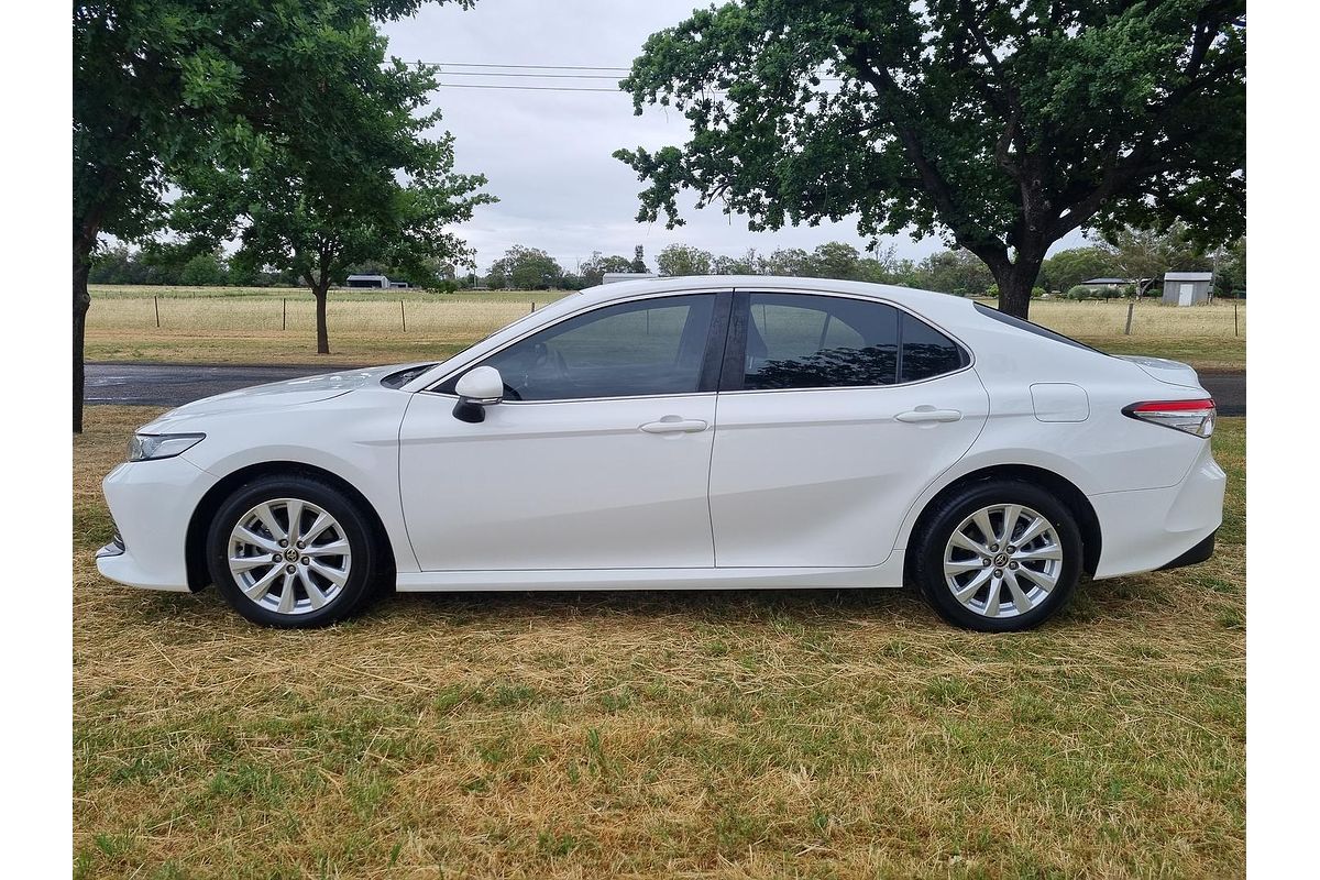2020 Toyota Camry Ascent