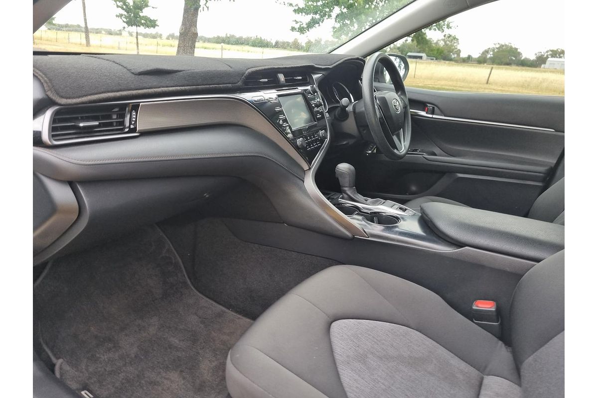 2020 Toyota Camry Ascent