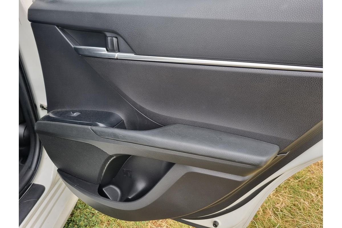 2020 Toyota Camry Ascent