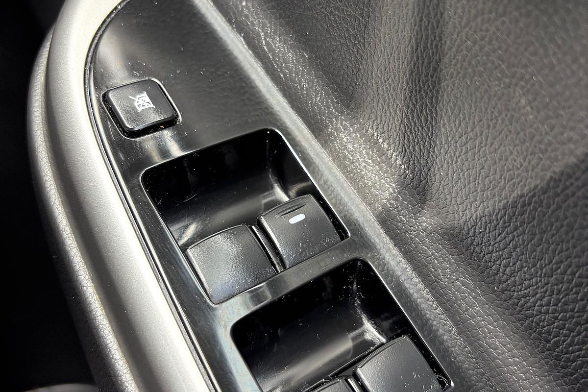 2019 Mitsubishi Triton GLS MR 4X4