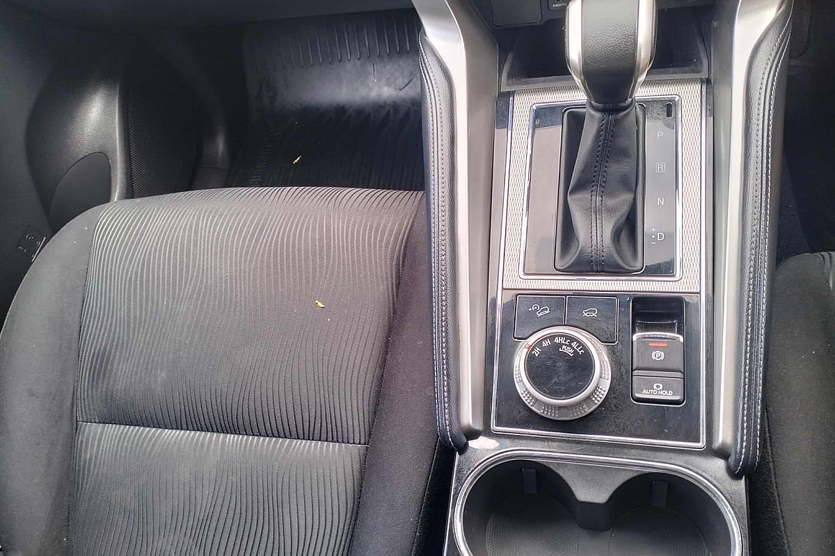 2020 Mitsubishi Pajero Sport GLS QF